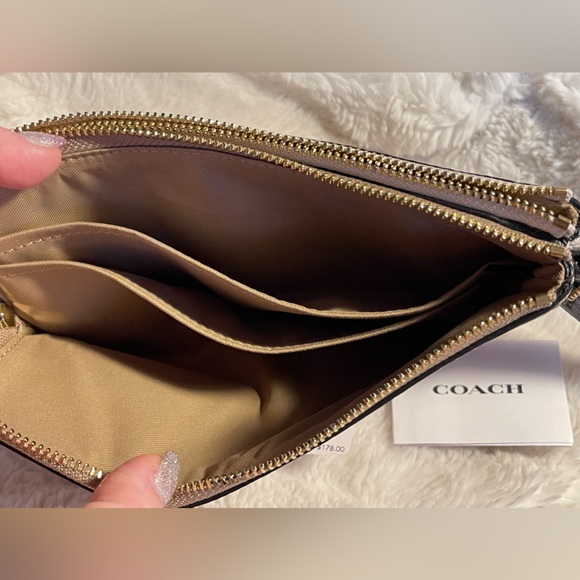 COACH Colorblock Pebbled Leather Double Zip Wristlet NEW!!! - Picture 13 of 13